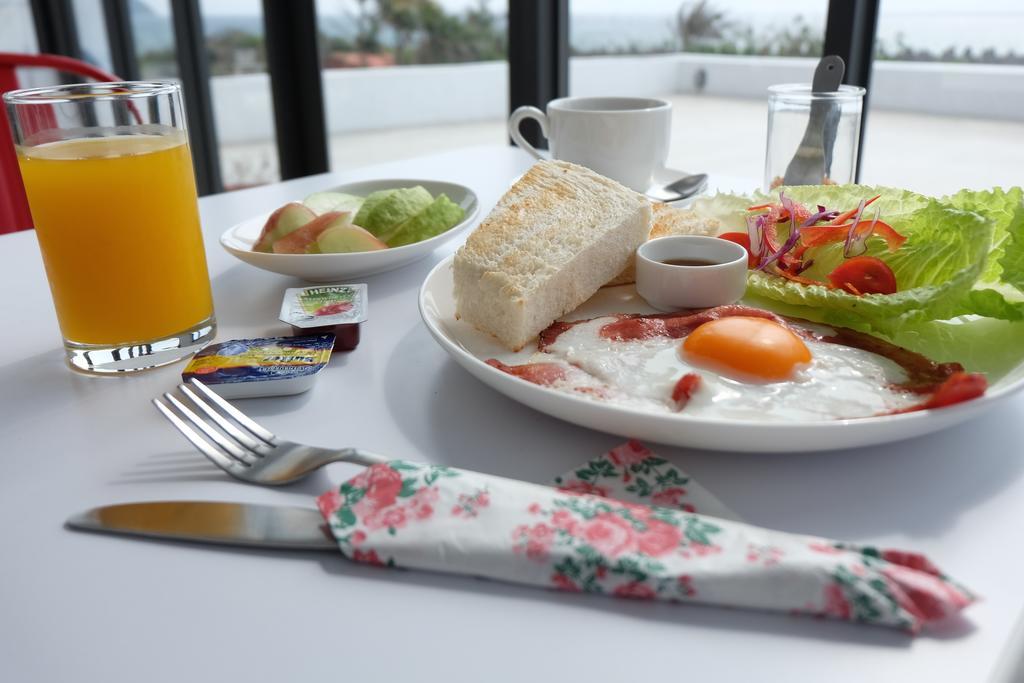 Sea Shore Hotel Manzhou Екстериор снимка