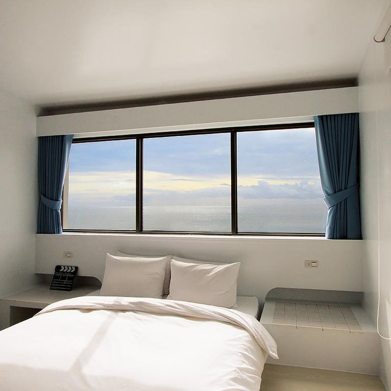 Sea Shore Hotel Manzhou Стая снимка