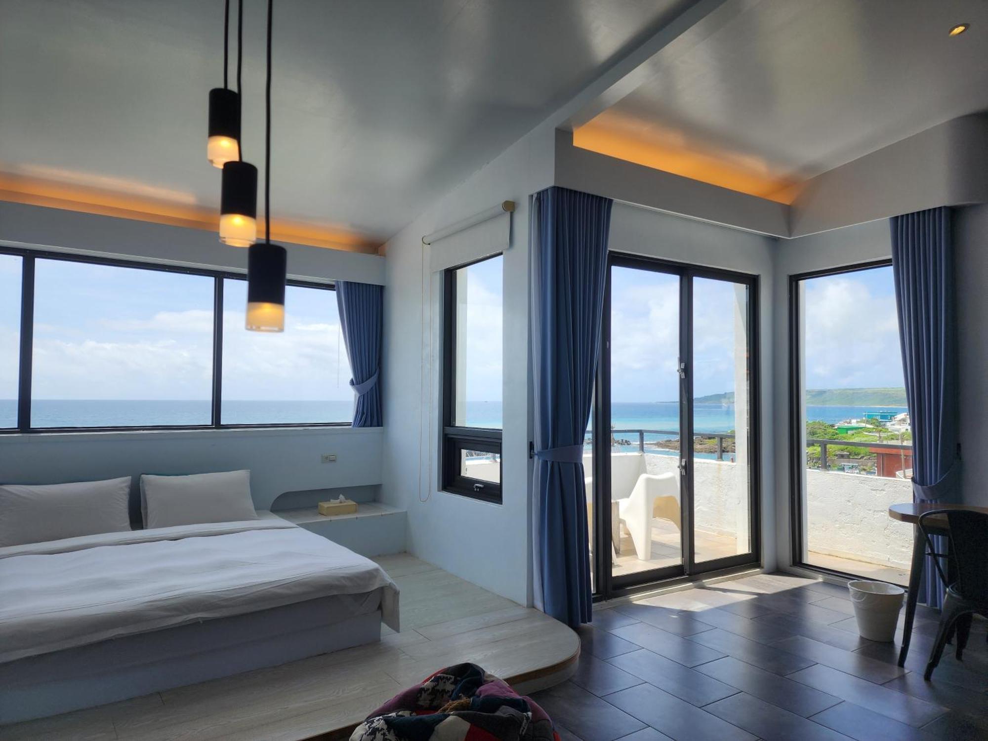 Sea Shore Hotel Manzhou Екстериор снимка